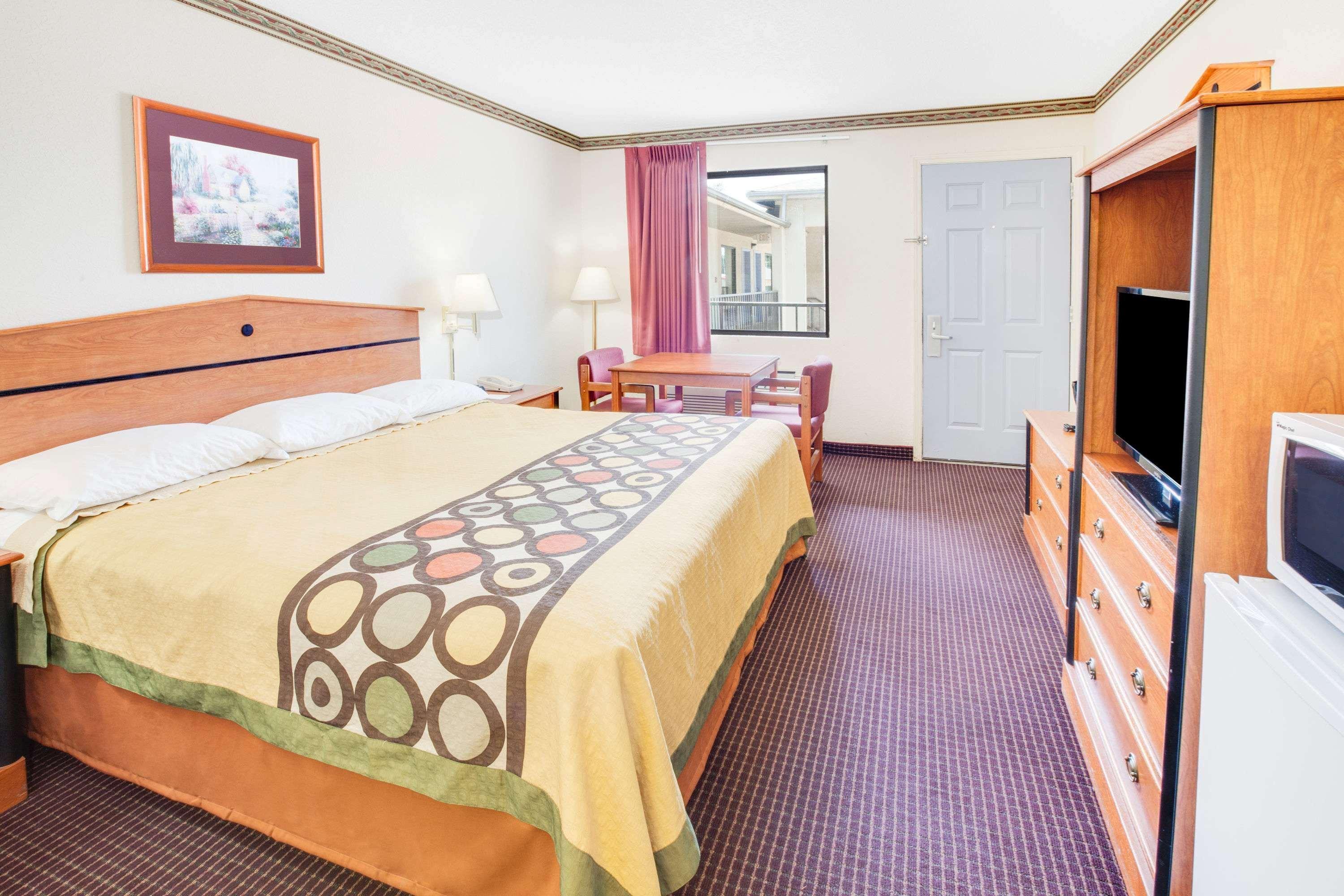 Super 8 By Wyndham Arkadelphia Caddo Valley Area Exterior foto