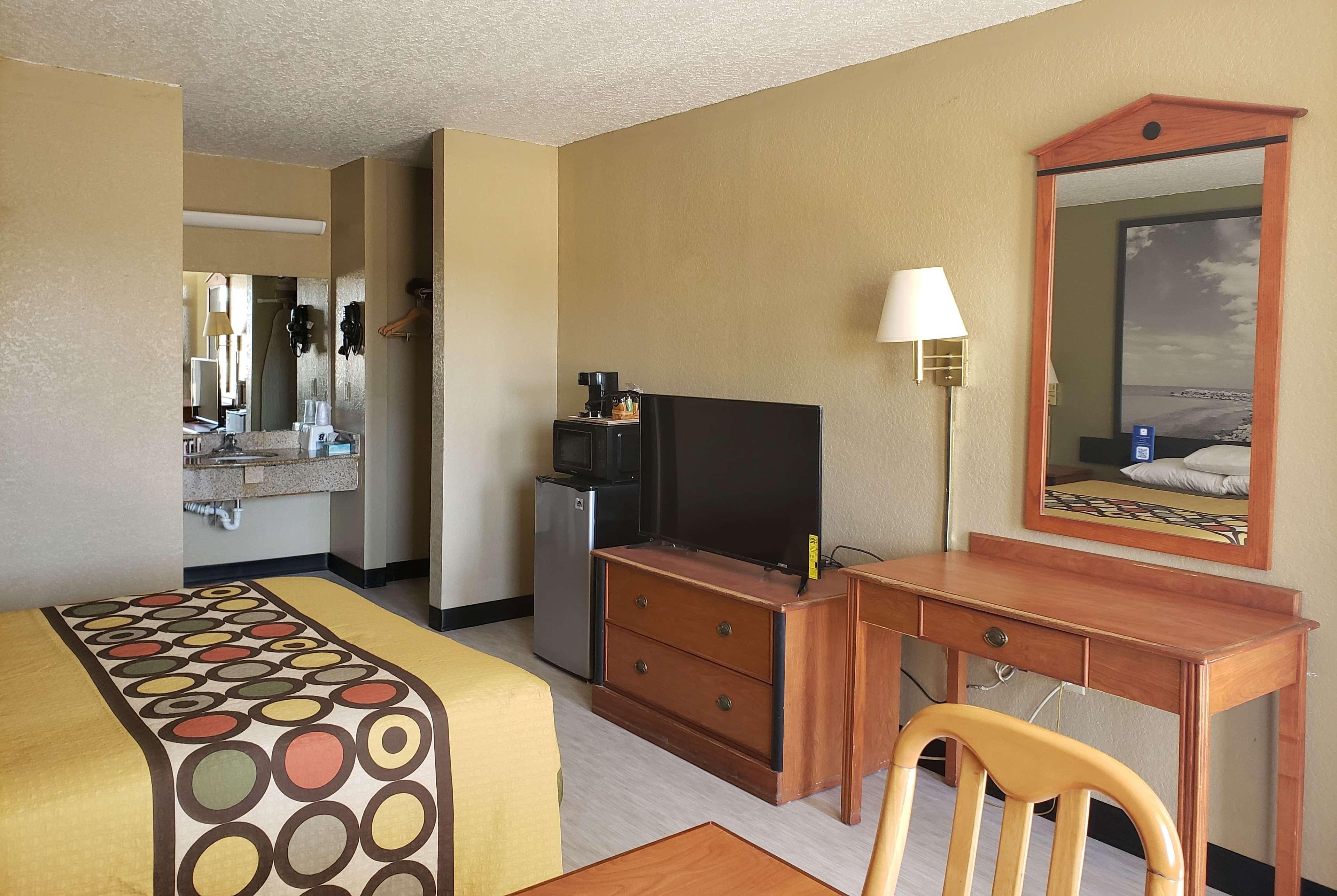 Super 8 By Wyndham Arkadelphia Caddo Valley Area Exterior foto