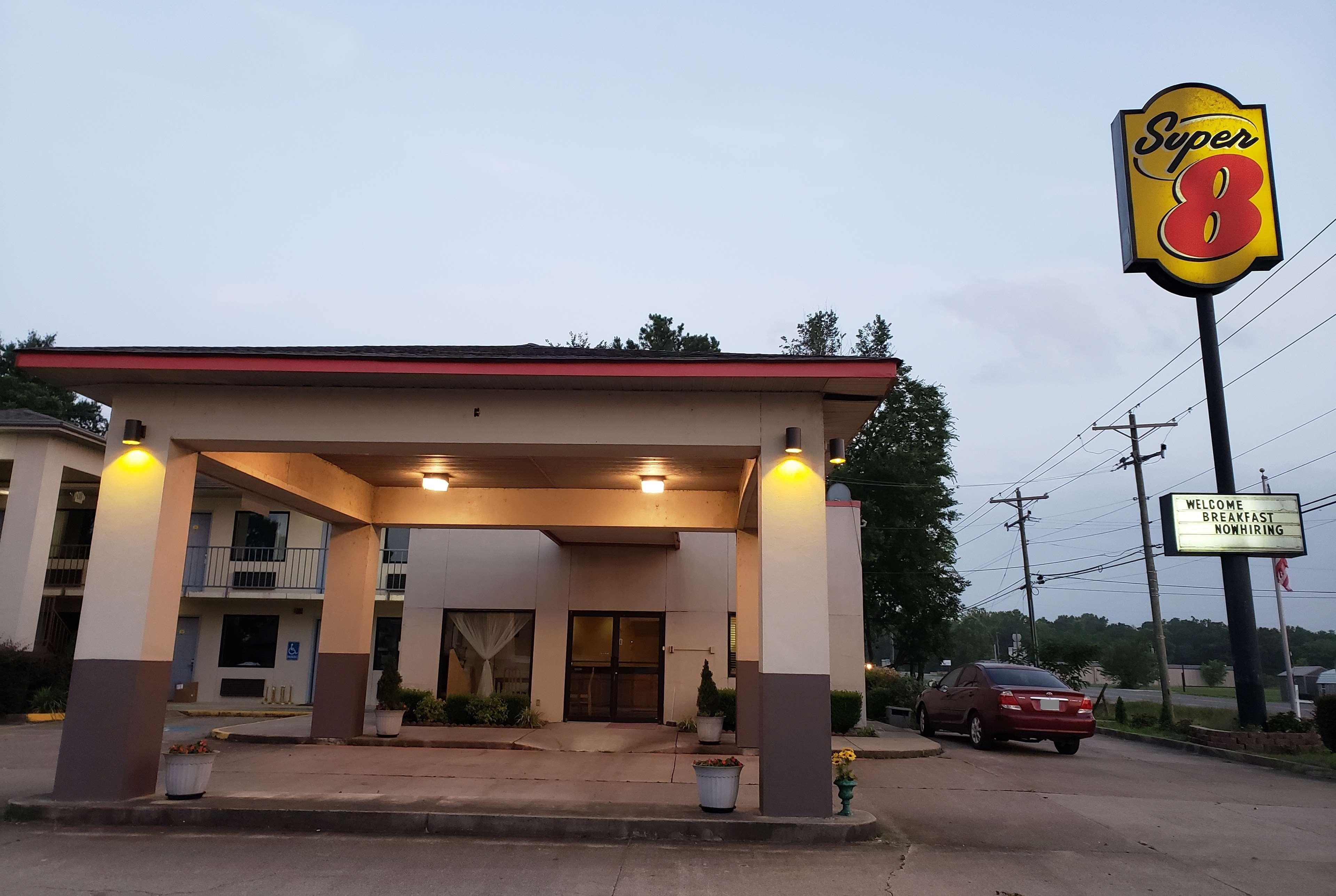 Super 8 By Wyndham Arkadelphia Caddo Valley Area Exterior foto